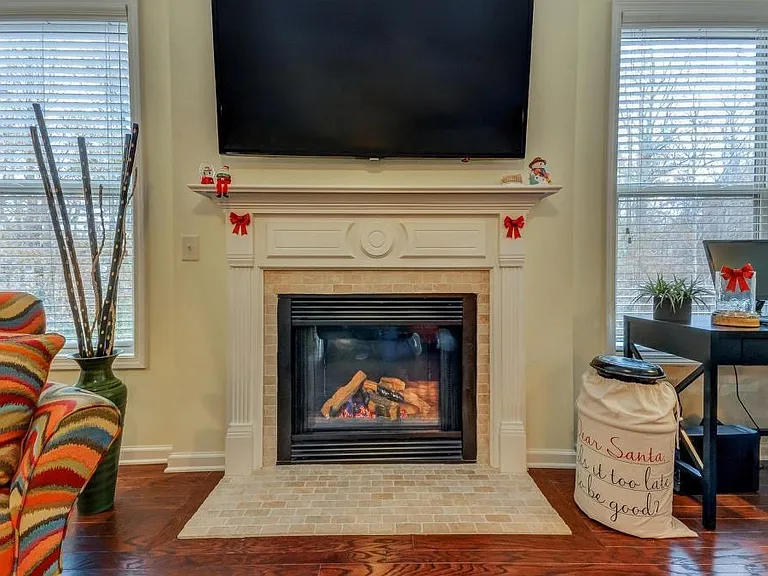 6035 Falls Landing Dr — Photo 14