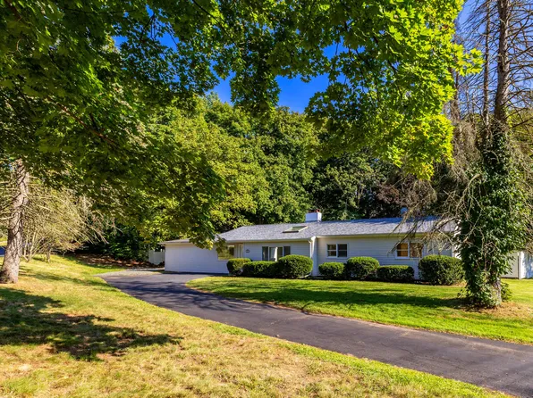 281 Spring St, Cheshire, CT 06410