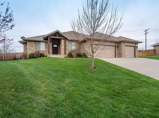 5371 S Oxynard St, Springfield, MO 65810