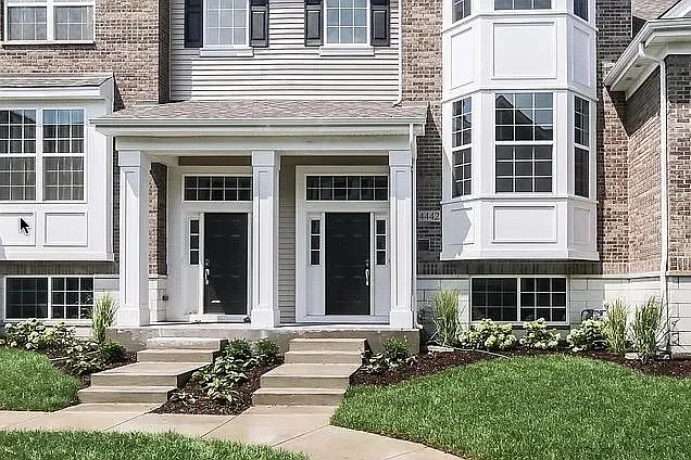 4442 Monroe Ct — Photo 1