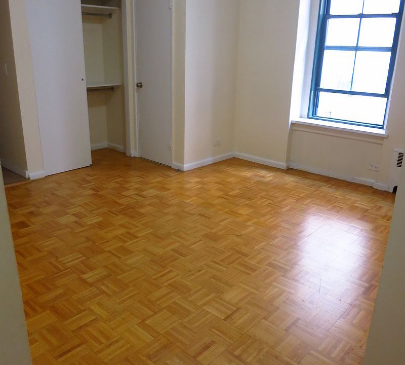 1st image of 512 E 79th St APT 1F