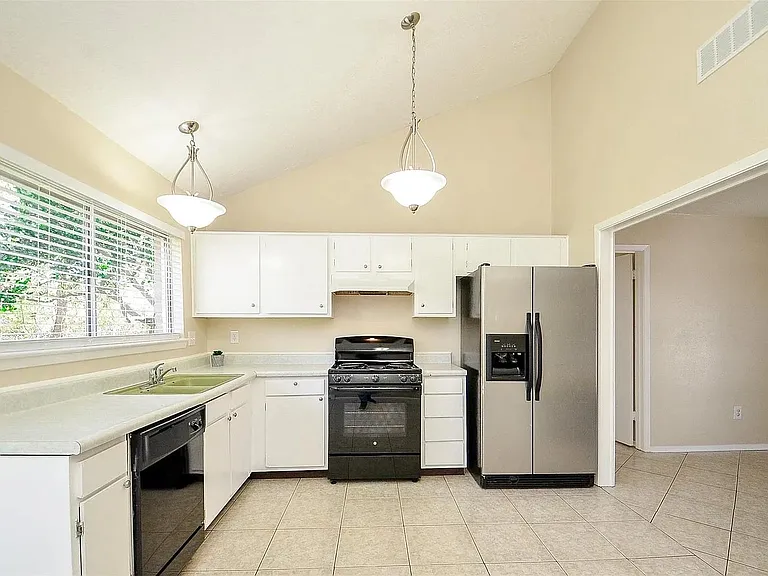 10119 Leawood Blvd — Photo 10