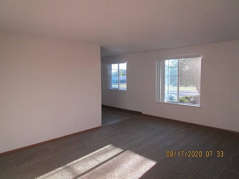 131-145 Cleveland St — Photo 21