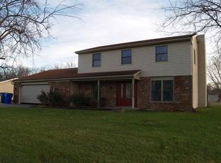 2652 W Woodview Dr, Zanesville, IN 46799