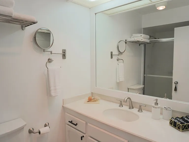 1820 Avenida Del Mundo #808 — Photo 19