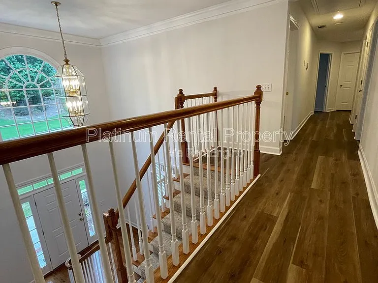 870 Ingleside Dr — Photo 55