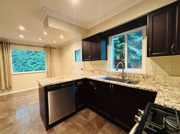 3 bedroom rental in Delta — photo 13