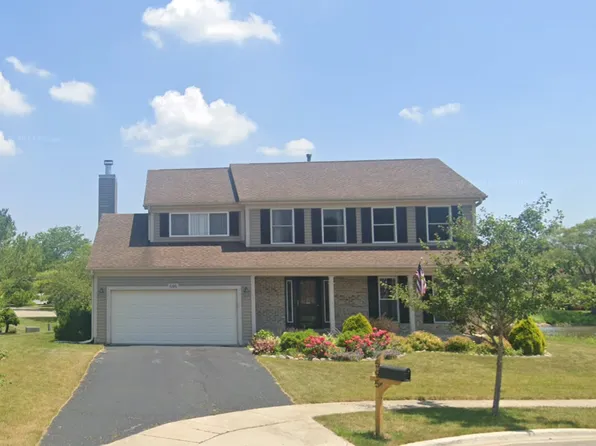 595 Pershing Ct, Mundelein, IL 60060