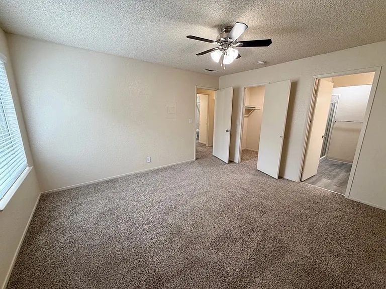 Merit Manor Apartments — Photo 52