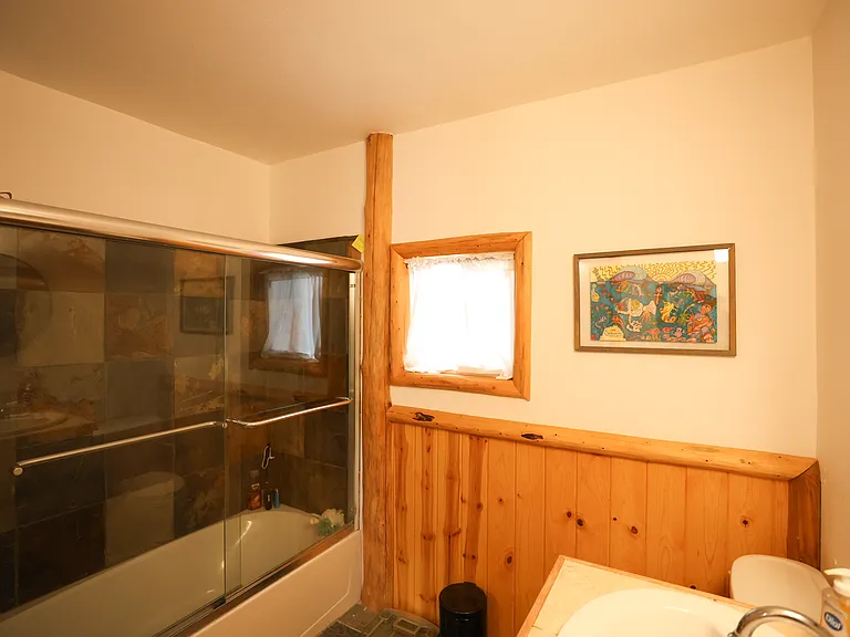 43615 Wolf Rd — Photo 20