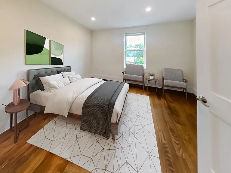 39 Juniper St #1 — Photo 7