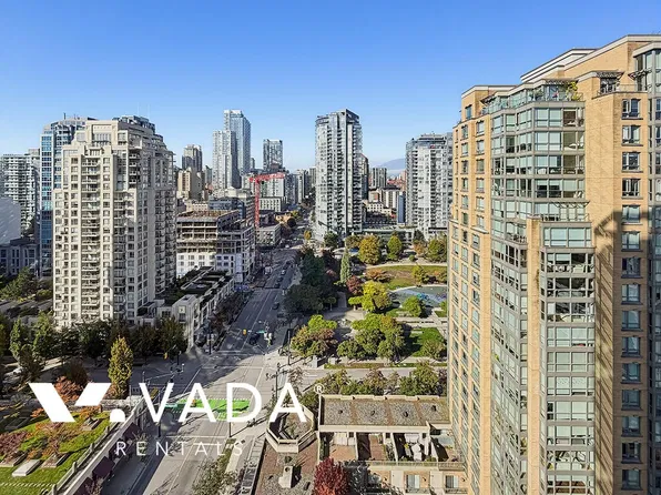1155 Homer St #2004, Vancouver, BC V6B 5T5