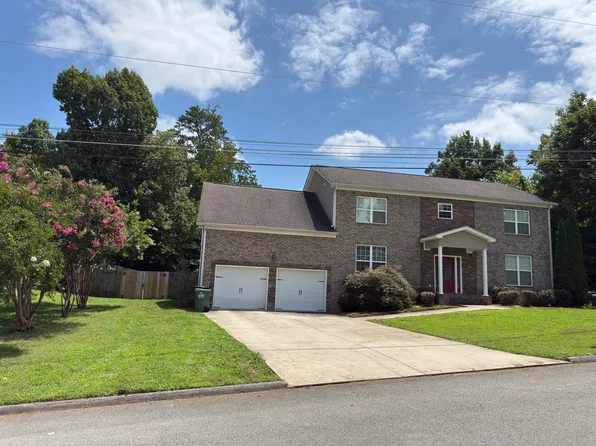 2530 Wessex Ln, Chattanooga, TN 37421