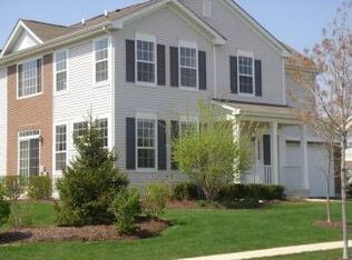 2501 Lorraine Cir, Geneva, IL 60134