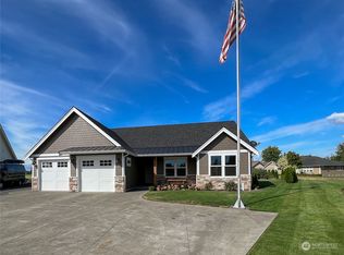 950 Rye Ct, Lynden, WA 98264