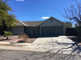 4901 W Manatee Dr, Tucson, AZ 85742