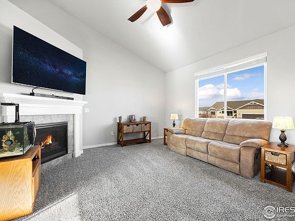 5th image of 302 11th Ave