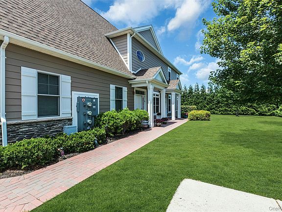 3rd image of 45104 Silver Birch Lane
