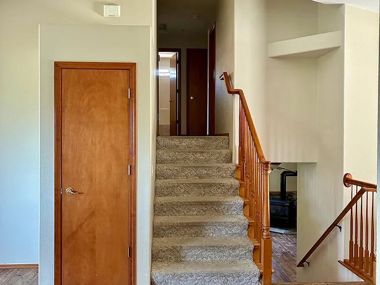8478 N Rude St — Photo 8