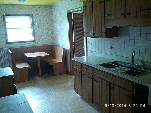 4th image of 5354 N Kenyon Dr