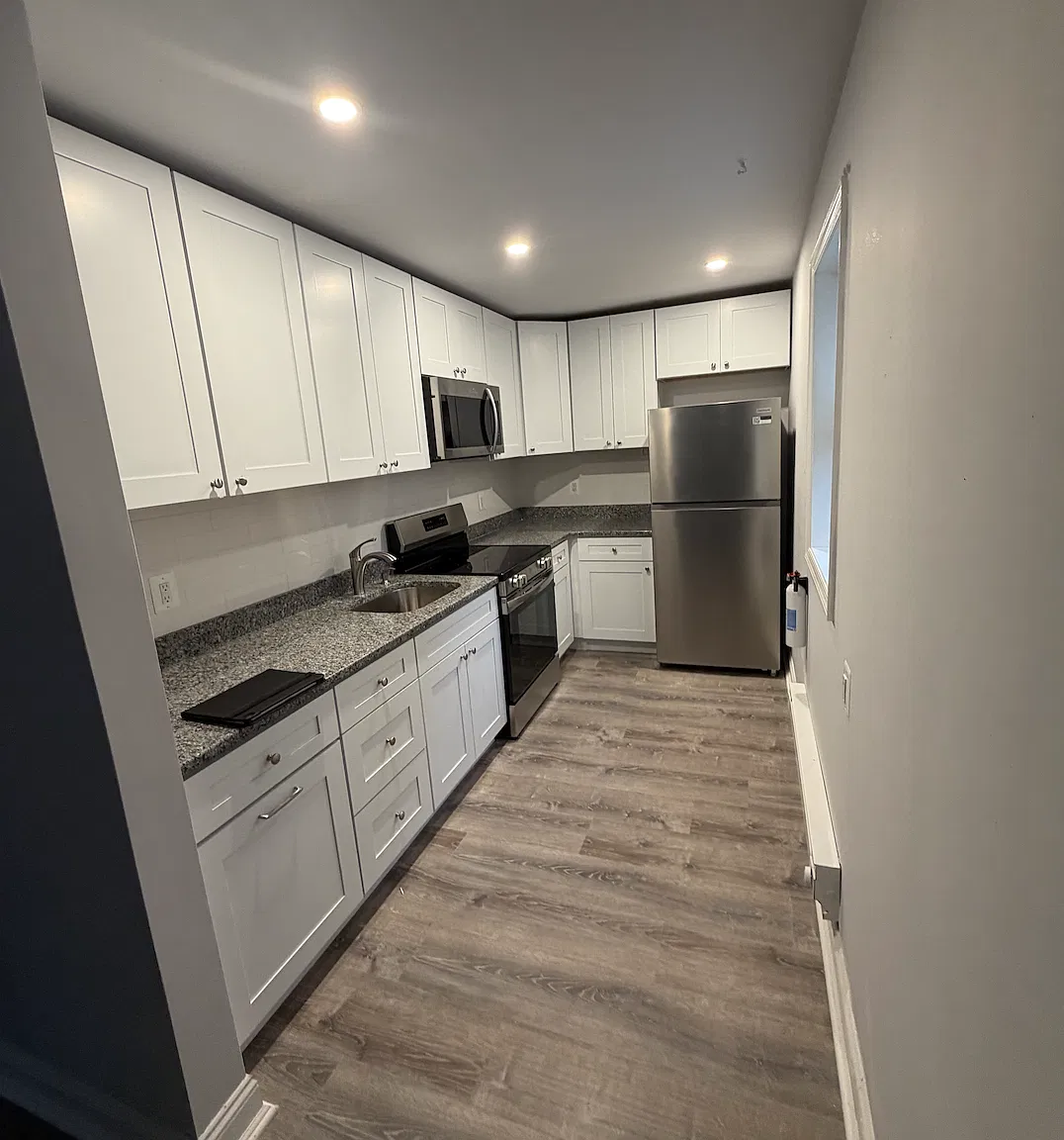 2 bed, 700 sqft, $1,450 — Photo 3