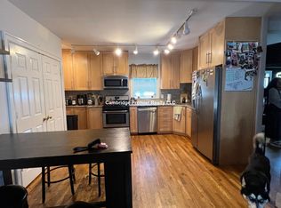 22 Concord Ave #2P, Somerville, MA 02143