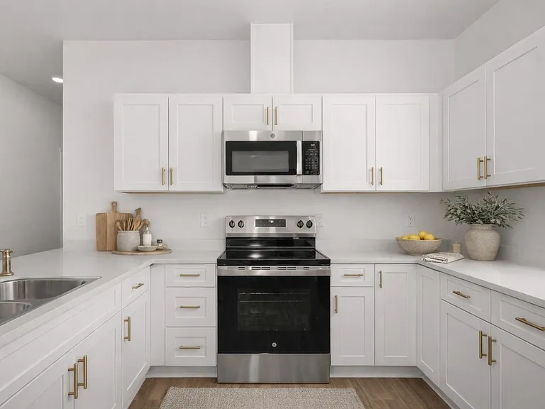 505 E Hawthorne Rd #112 — Photo 3