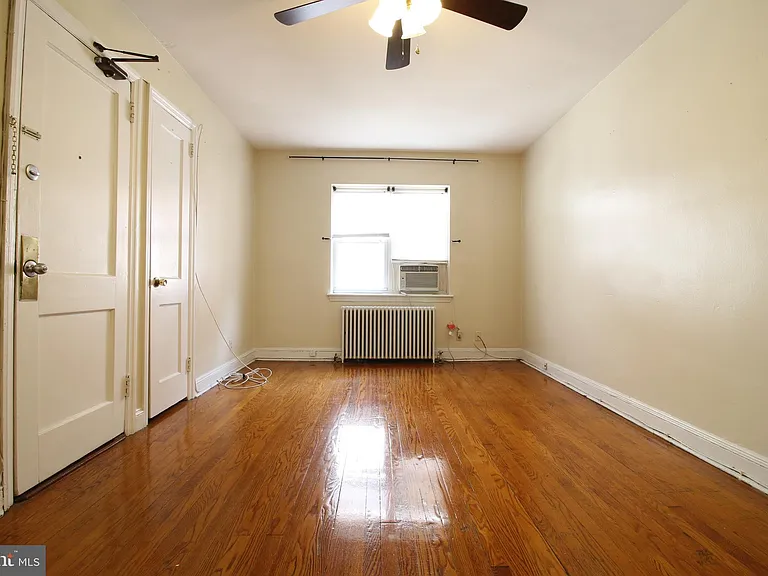 1612 Pine St #13 — Photo 4