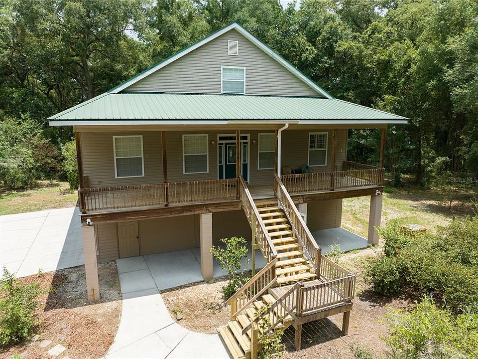 1st image of 534 & 498 NE Castagna Ln