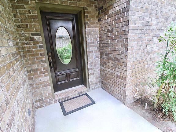 2nd image of 103 Odin Dr