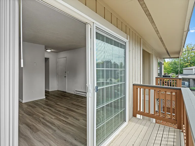 1 Bed 1 Bath Deluxe - 578 Sq Ft 1 Bed 1 Bath Deluxe - 578 Sq Ft