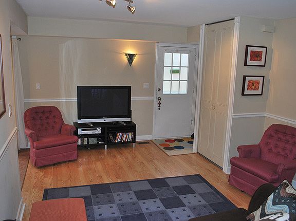 2nd image of 612 Academy Ct #612