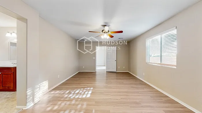 8107 S 5th Ave — Photo 12