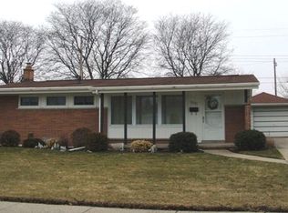 9701 Garden St, Livonia, MI 48150