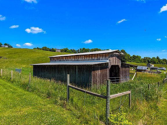 4th image of 1945 Brown Springs Rd