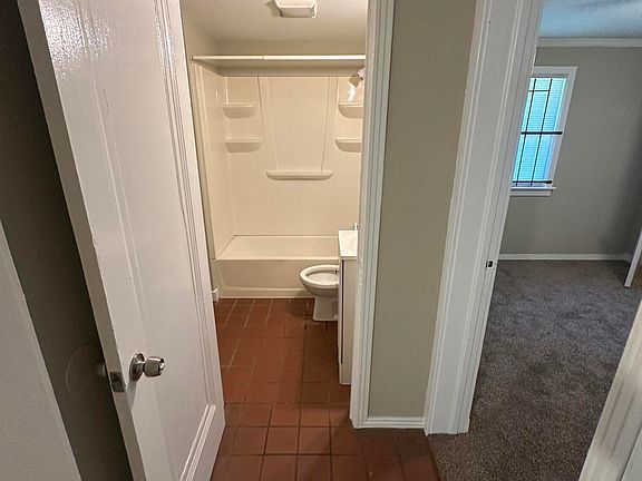 5th image of 2825 W 11TH Street