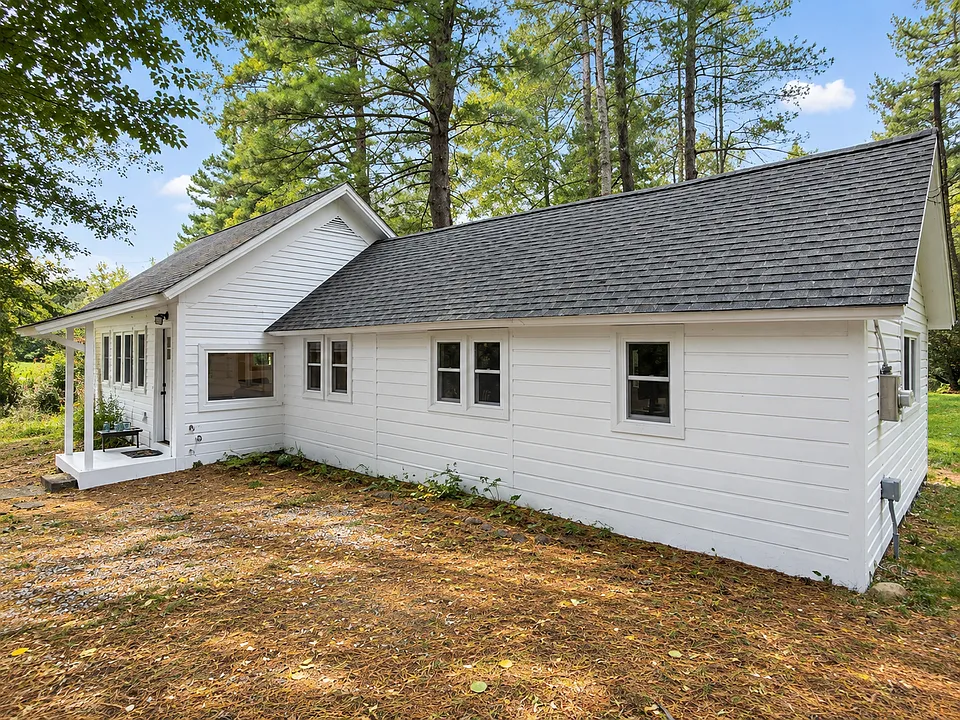 181 Green River Rd