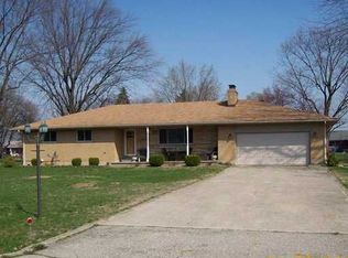 205 Dwight Dr, Tipp City, OH 45371