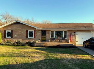 339 Ridgeview Dr, Clinton, TN 37716