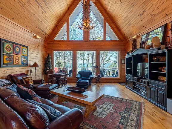 4th image of 194 Lake Point Dr