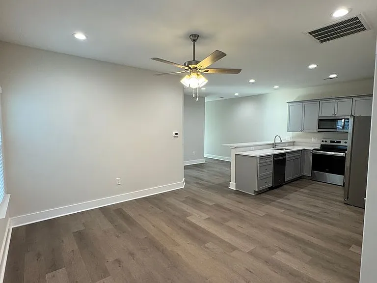 113 Brawley Villas Pl — Photo 2