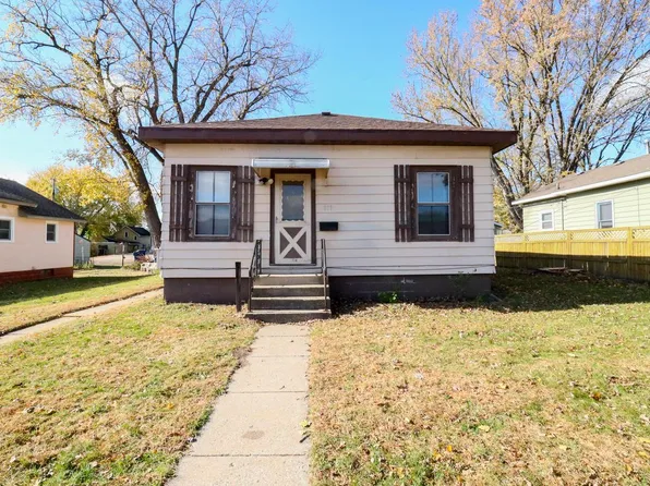 817 George STREET, La Crosse, WI 54603