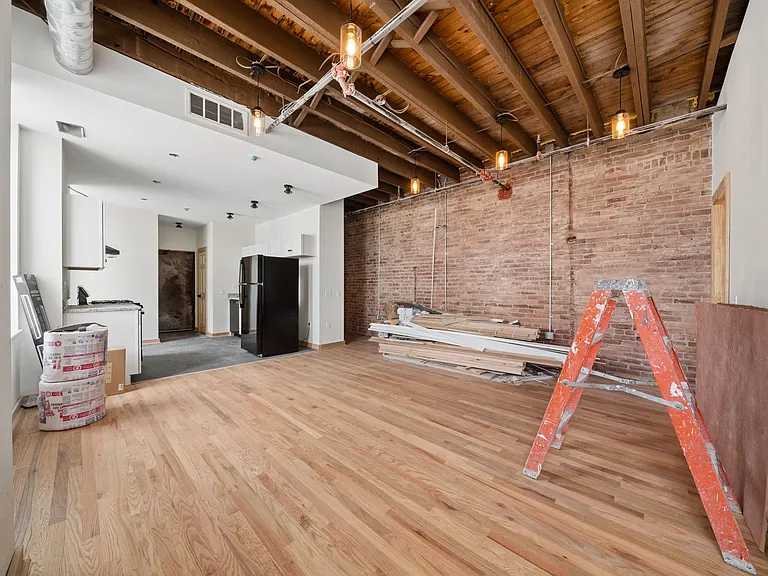 4501 Liberty Ave #2 — Photo 9