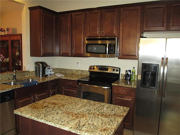 5th image of 562 Juniper Springs Dr