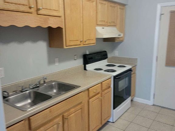 2nd image of 1030 Sable Dr #A