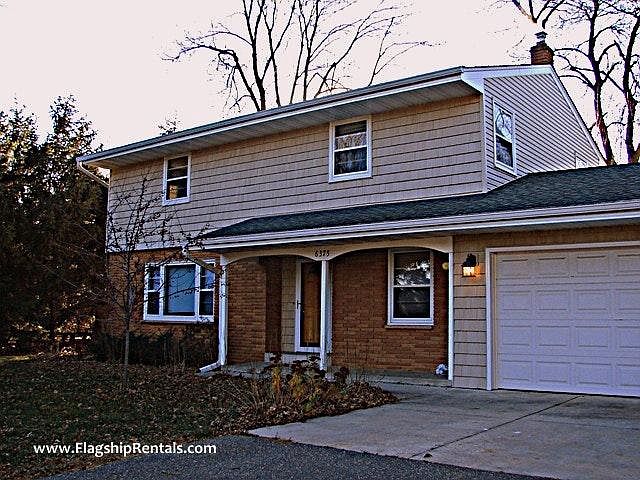 Eagle Point Place - Flagship Rentals of the Twin Cities & Du