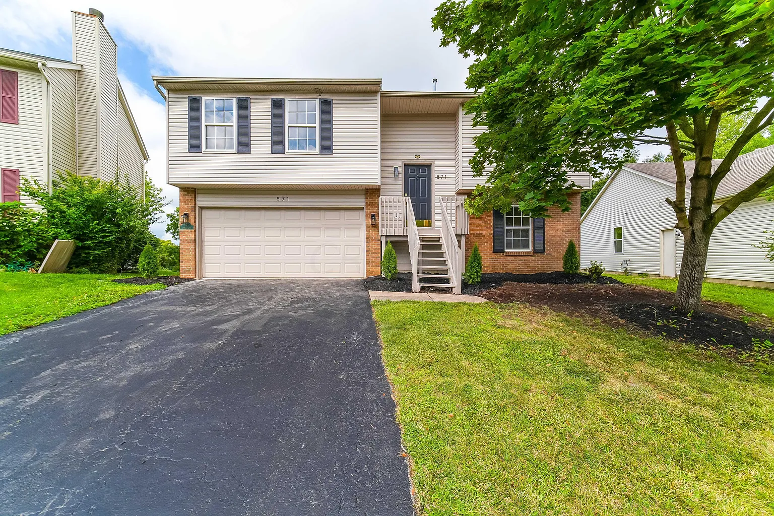 871 Crevis Ln photo 1