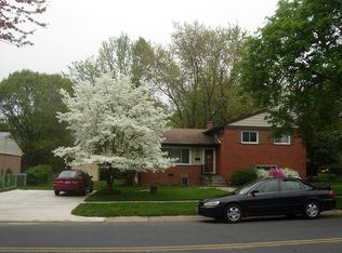 1312 Caddington Ave, Silver Spring, MD 20901