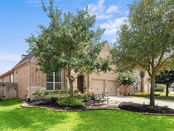 3rd image of 29415 Wood Lily Dr