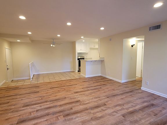 3rd image of 20134 Leadwell St #0